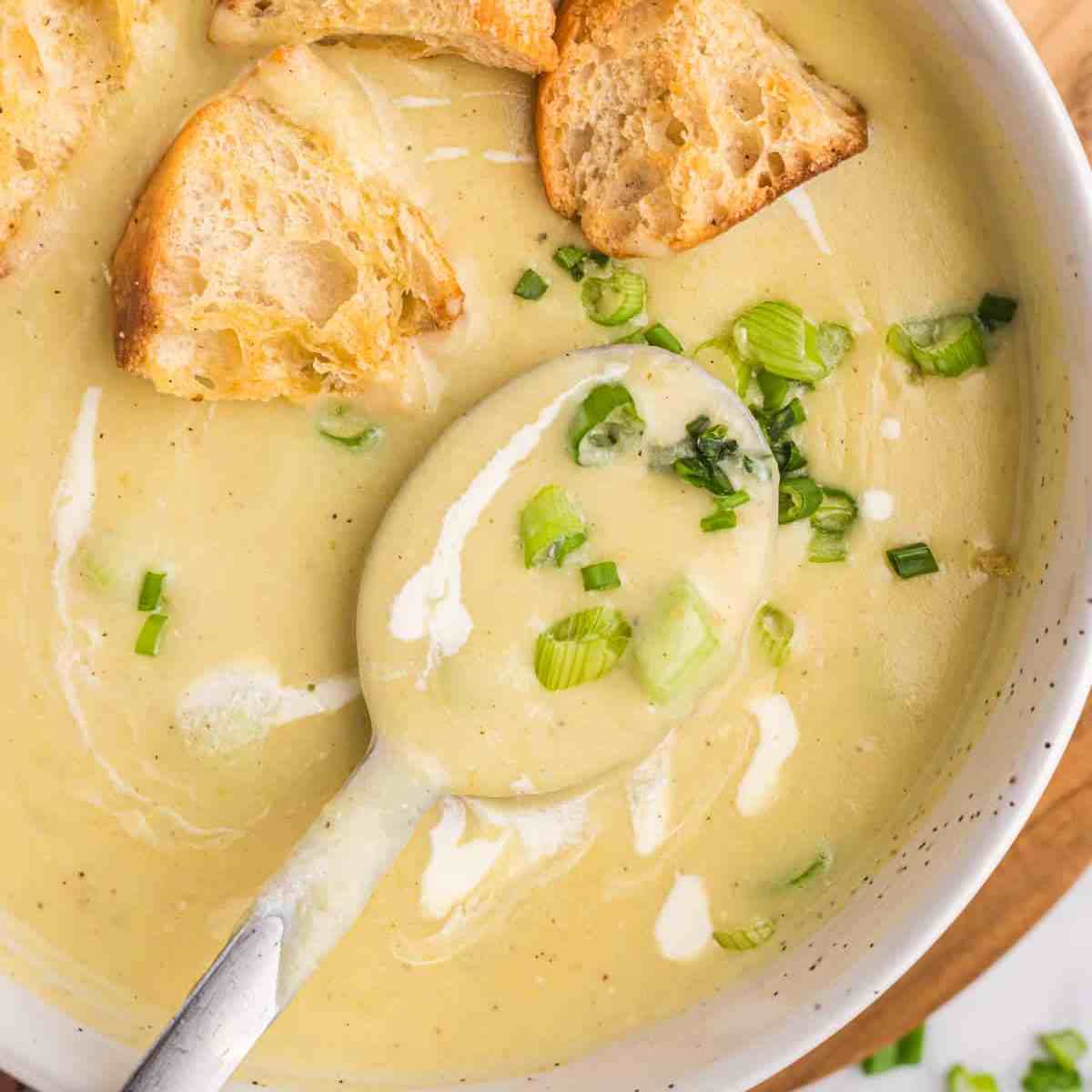 Potato & Leek Soup with&nbsp;carrots