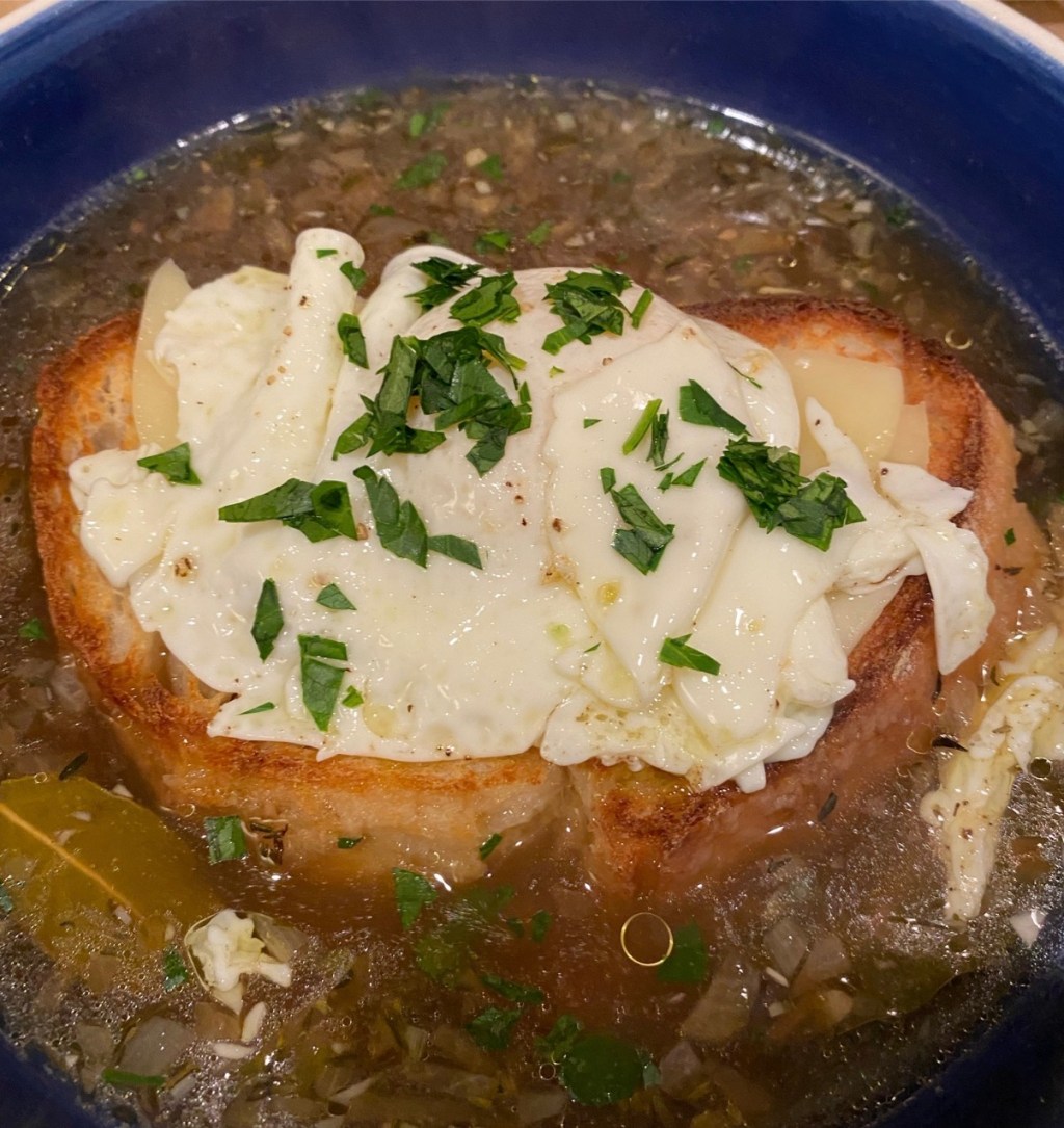 Knoblach Suppe (German Garlic&nbsp;Soup)